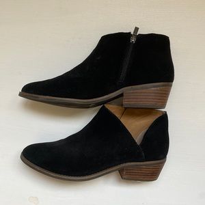 Womens Lucky Brand black suade bootie size 10